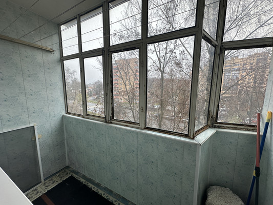 Продам трехкомнатную (3-комн.) квартиру, Подъячева ул, 1, Яхрома г