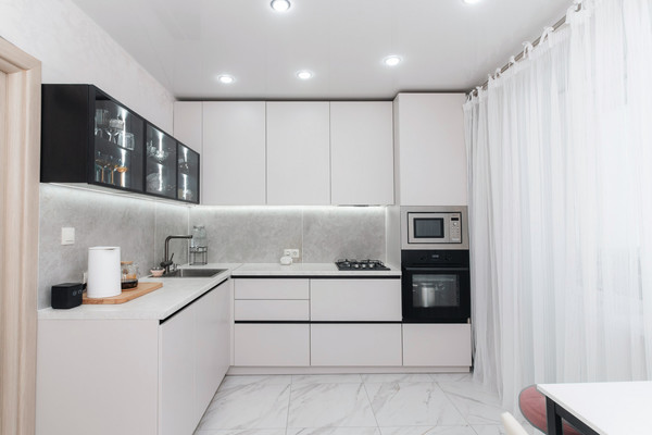 Продам трехкомнатную (3-комн.) квартиру, Ямская ул, 1/1, Ханты-Мансийск г