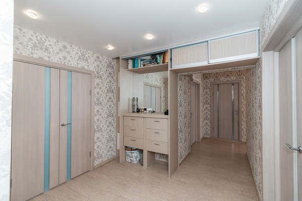 Продам трехкомнатную (3-комн.) квартиру, Ямская ул, 1/1, Ханты-Мансийск г