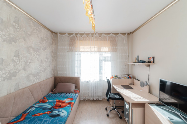 Продам трехкомнатную (3-комн.) квартиру, Ямская ул, 1/1, Ханты-Мансийск г