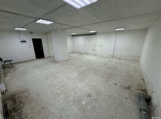 Продам коммерческое помещение 83 м2, Гагарина ул, 126, Ханты-Мансийск г