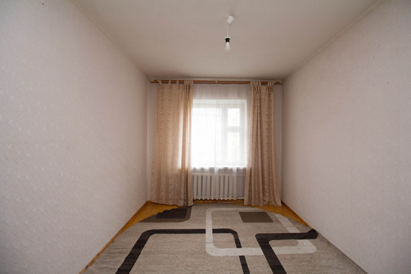 Продам многокомнатную квартиру, Комсомольская ул, 28, Ханты-Мансийск г