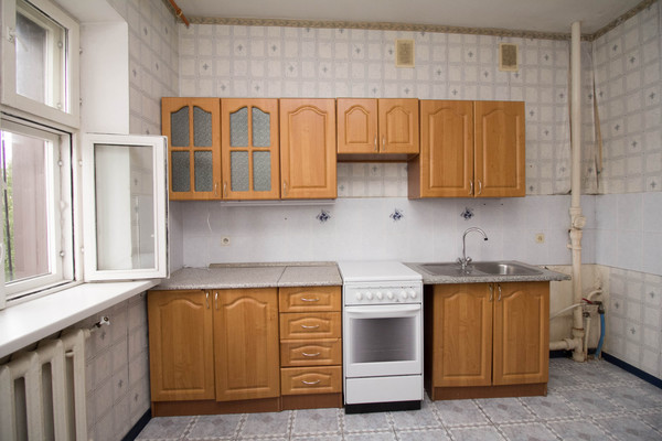 Продам многокомнатную квартиру, Комсомольская ул, 28, Ханты-Мансийск г