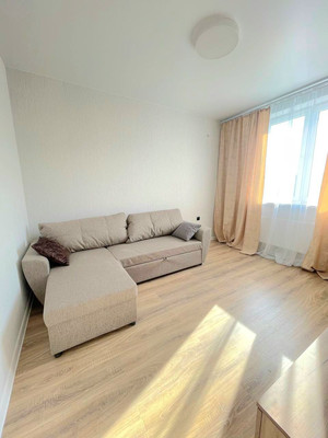 Сдам двухкомнатную (2-комн.) квартиру, им. Героя Ростовского ул, 8к6, Краснодар г