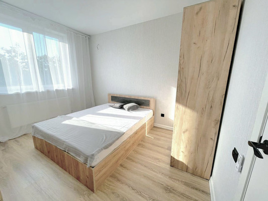 Сдам двухкомнатную (2-комн.) квартиру, им. Героя Ростовского ул, 8к6, Краснодар г