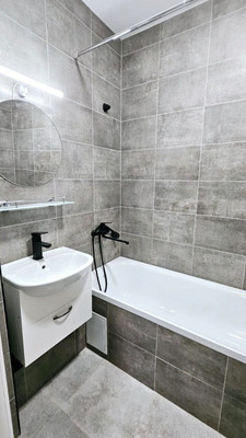 Сдам двухкомнатную (2-комн.) квартиру, им. Героя Ростовского ул, 8к6, Краснодар г