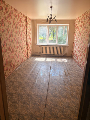 Продам однокомнатную (1-комн.) квартиру, Нехинская ул, 22к1, Великий Новгород г