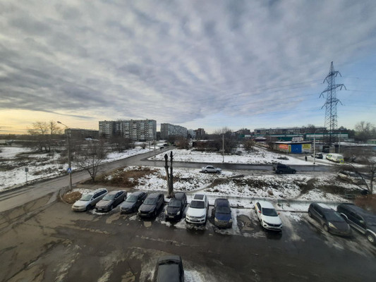 Продам трехкомнатную (3-комн.) квартиру, Баумана ул, 192, Иркутск г