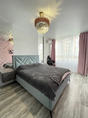 Сдам двухкомнатную (2-комн.) квартиру, Западный Обход ул, 39/2к7, Краснодар г