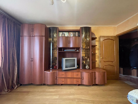 Сдам двухкомнатную (2-комн.) квартиру, Сумской проезд, 21к4, Москва г