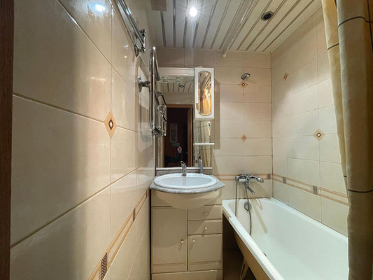 Сдам двухкомнатную (2-комн.) квартиру, Сумской проезд, 21к4, Москва г