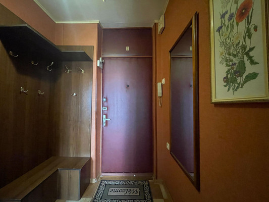 Сдам двухкомнатную (2-комн.) квартиру, Сумской проезд, 21к4, Москва г