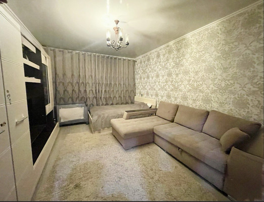 Продам трехкомнатную (3-комн.) квартиру, Юлиуса Фучика ул, 2, Казань г