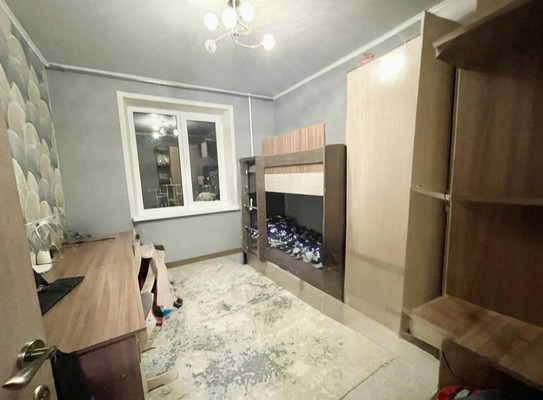 Продам трехкомнатную (3-комн.) квартиру, Юлиуса Фучика ул, 2, Казань г