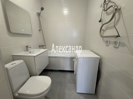 Продам однокомнатную (1-комн.) квартиру, Шоссе в Лаврики ул, 53к2, Мурино п