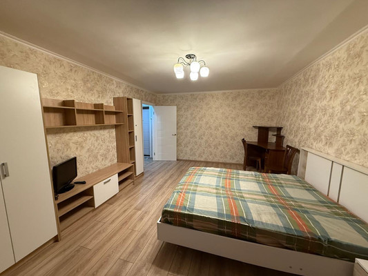 Продам однокомнатную (1-комн.) квартиру, Ленинградский проезд, 3, Подольск г