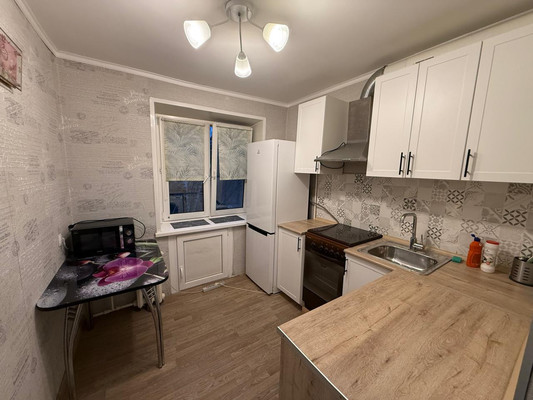 Продам однокомнатную (1-комн.) квартиру, Ленинградский проезд, 3, Подольск г