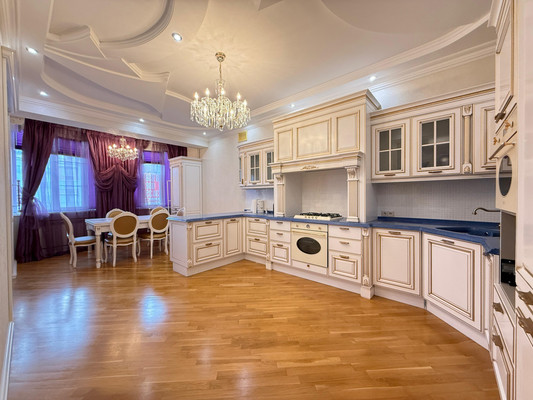 Продам трехкомнатную (3-комн.) квартиру, Тарчокова ул, 25кб, Нальчик г