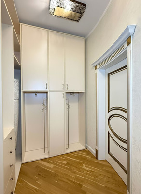 Продам трехкомнатную (3-комн.) квартиру, Тарчокова ул, 25кб, Нальчик г