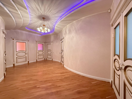 Продам трехкомнатную (3-комн.) квартиру, Тарчокова ул, 25кб, Нальчик г