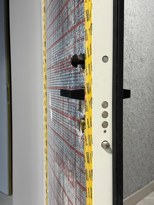 Продам двухкомнатную (2-комн.) квартиру, Тлостанова ул, 32, Нальчик г