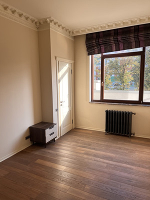 Продам трехкомнатную (3-комн.) квартиру, Петровский б-р, 21, Москва г