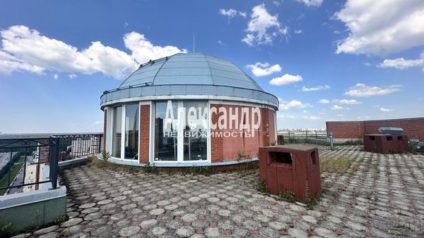 Продам трехкомнатную (3-комн.) квартиру, Богатырский пр-кт, 55к1, Санкт-Петербург г