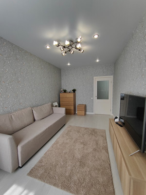 Продам однокомнатную (1-комн.) квартиру, Астраханская ул, 71ак1, Анапа г