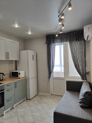 Продам однокомнатную (1-комн.) квартиру, Астраханская ул, 71ак1, Анапа г