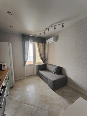 Продам однокомнатную (1-комн.) квартиру, Астраханская ул, 71ак1, Анапа г