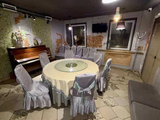 Сдам торговое помещение 200 м2, Малый В.О. пр-кт, 43, Санкт-Петербург г