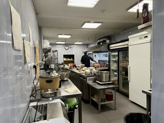 Сдам торговое помещение 200 м2, Малый В.О. пр-кт, 43, Санкт-Петербург г