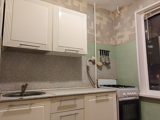 Продам двухкомнатную (2-комн.) квартиру, Пушкинская ул, 2, Ашукино дп