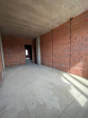 Продам трехкомнатную (3-комн.) квартиру, Толстого ул, 74/1, Нальчик г