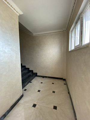 Продам трехкомнатную (3-комн.) квартиру, Толстого ул, 74/1, Нальчик г