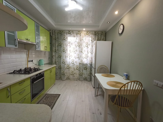 Продам двухкомнатную (2-комн.) квартиру, Парковая ул, 645, Анапа г