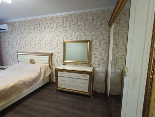 Продам двухкомнатную (2-комн.) квартиру, Парковая ул, 645, Анапа г