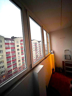 Продам двухкомнатную (2-комн.) квартиру, Летняя ул, 33, Калининград г