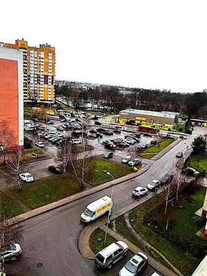 Продам двухкомнатную (2-комн.) квартиру, Летняя ул, 33, Калининград г