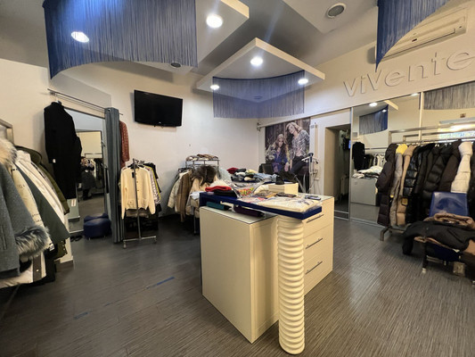 Продам двухкомнатную (2-комн.) квартиру, Карла Маркса ул, 42, Керчь г