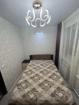 Продам трехкомнатную (3-комн.) квартиру, Весенняя ул, 11, Рязань г