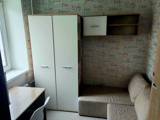 Продам трехкомнатную (3-комн.) квартиру, Весенняя ул, 11, Рязань г