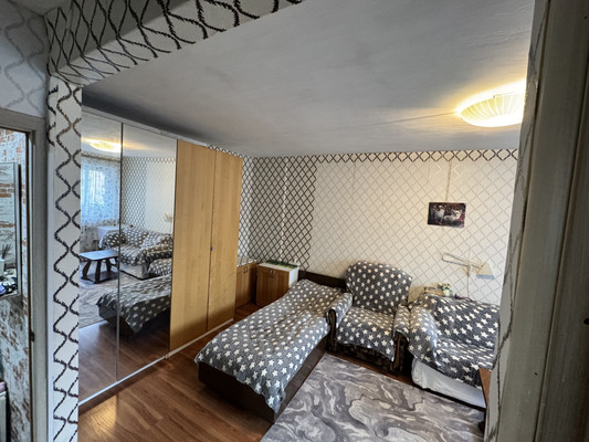 Продам однокомнатную (1-комн.) квартиру, Зелинского ул, 5б, Воскресенск г