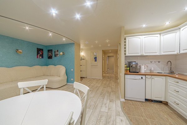 Продам трехкомнатную (3-комн.) квартиру, Ново-Казанская ул, 4, Пенза г