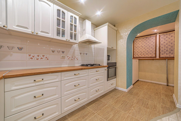 Продам трехкомнатную (3-комн.) квартиру, Ново-Казанская ул, 4, Пенза г