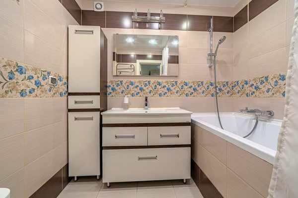 Продам трехкомнатную (3-комн.) квартиру, Ново-Казанская ул, 4, Пенза г