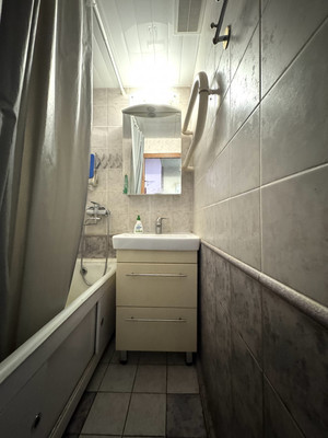 Продам двухкомнатную (2-комн.) квартиру, Пролетарский пр-кт, 2, Москва г