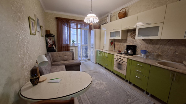 Продам однокомнатную (1-комн.) квартиру, Черняховского ул, 66к2, Горячий Ключ г