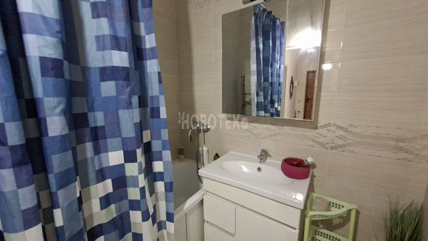 Продам однокомнатную (1-комн.) квартиру, Черняховского ул, 66к2, Горячий Ключ г