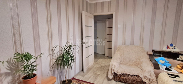 Продам двухкомнатную (2-комн.) квартиру, Длинная ул, 124, Каневская ст-ца